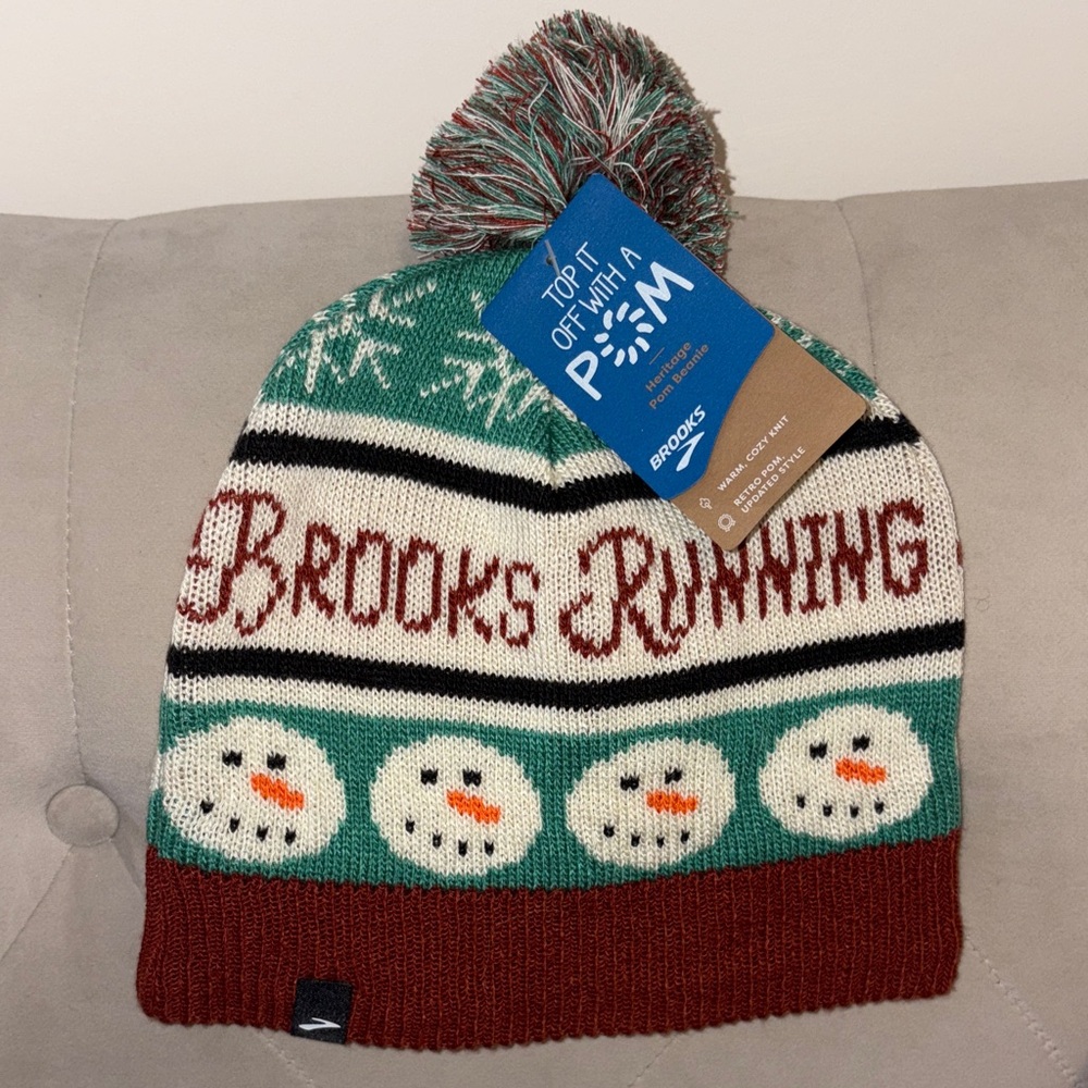 Brooks Festive Pom Beanie